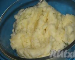 Ватрушки с картошкой: рецепт, особенности приготовления Рецепт пресного теста для ватрушек с картошкой