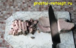 Haşlanmış domuz eti ile salata tarifleri Haşlanmış domuz eti ve sebze salatası tarifi