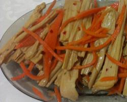Salade d'asperges à la coréenne Comment faire cuire des asperges séchées avec des carottes